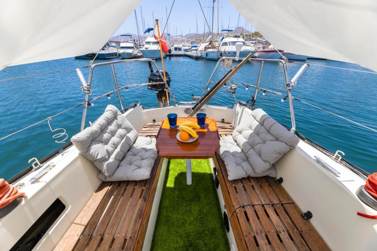 Seaside Chill-Out Stay On A Sail Yacht Puerto Calero Luaran gambar