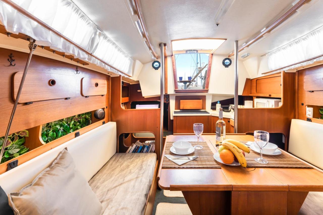 Seaside Chill-Out Stay On A Sail Yacht Puerto Calero Luaran gambar